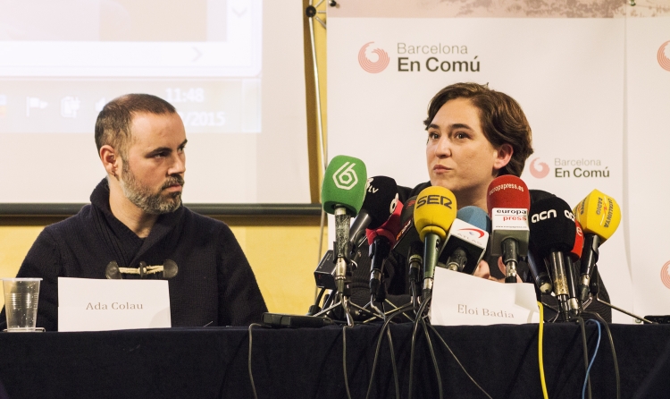 Eloi Badia i Ada Colau (Barcelona en Comú - Wikimedia)