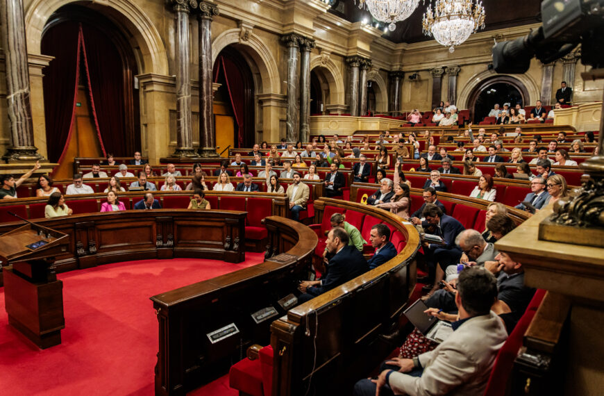 Votació al ple del Parlament del 2 de juliol de 2025. Font: Parlament de Catalunya / Sergi Ramos Ladevesa