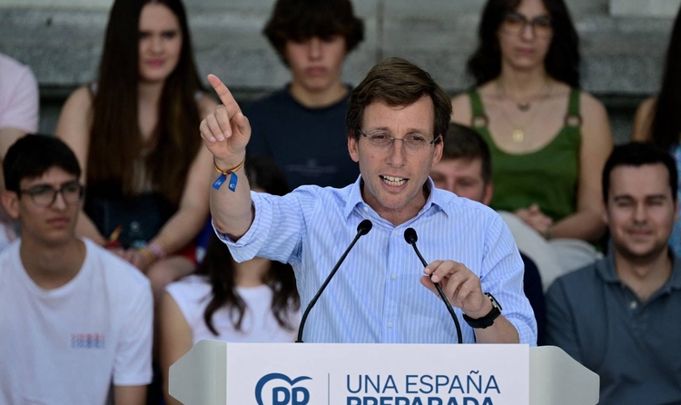 Mayor of Madrid Jose Luis Martinez Almeida deliv ers a speech during a pre-campaign rally in Madrid, on June 18, 2023, ahead of the July 23 early legislative elections. Spain's Prime Minister Pedro Sanchez called on left-wing voters to mobilise against the right and far right in the early legislative elections on July 23, saying there was "no difference" between the conservative Popular Party and the far right Vox. (Photo by JAVIER SORIANO / AFP)